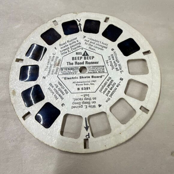 GAF Walt Disney Theatre in the Round View Master Reel Set With Mickey Mouse Case - Picture 10 of 10